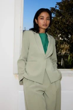 Ichi Blazers><noscript><img width=