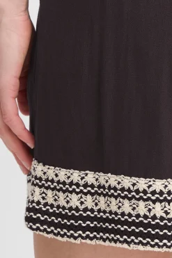 Ichi Kurze Hosen><noscript><img width=